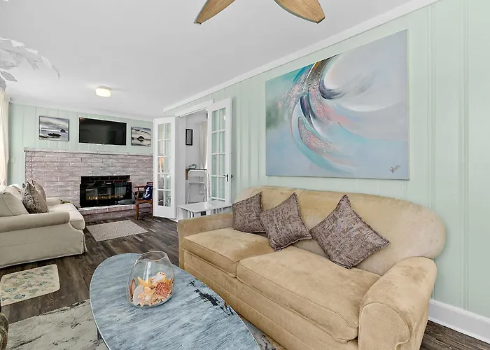 Casa Maria 1- Beachy Apt Mins Walk To Downtown